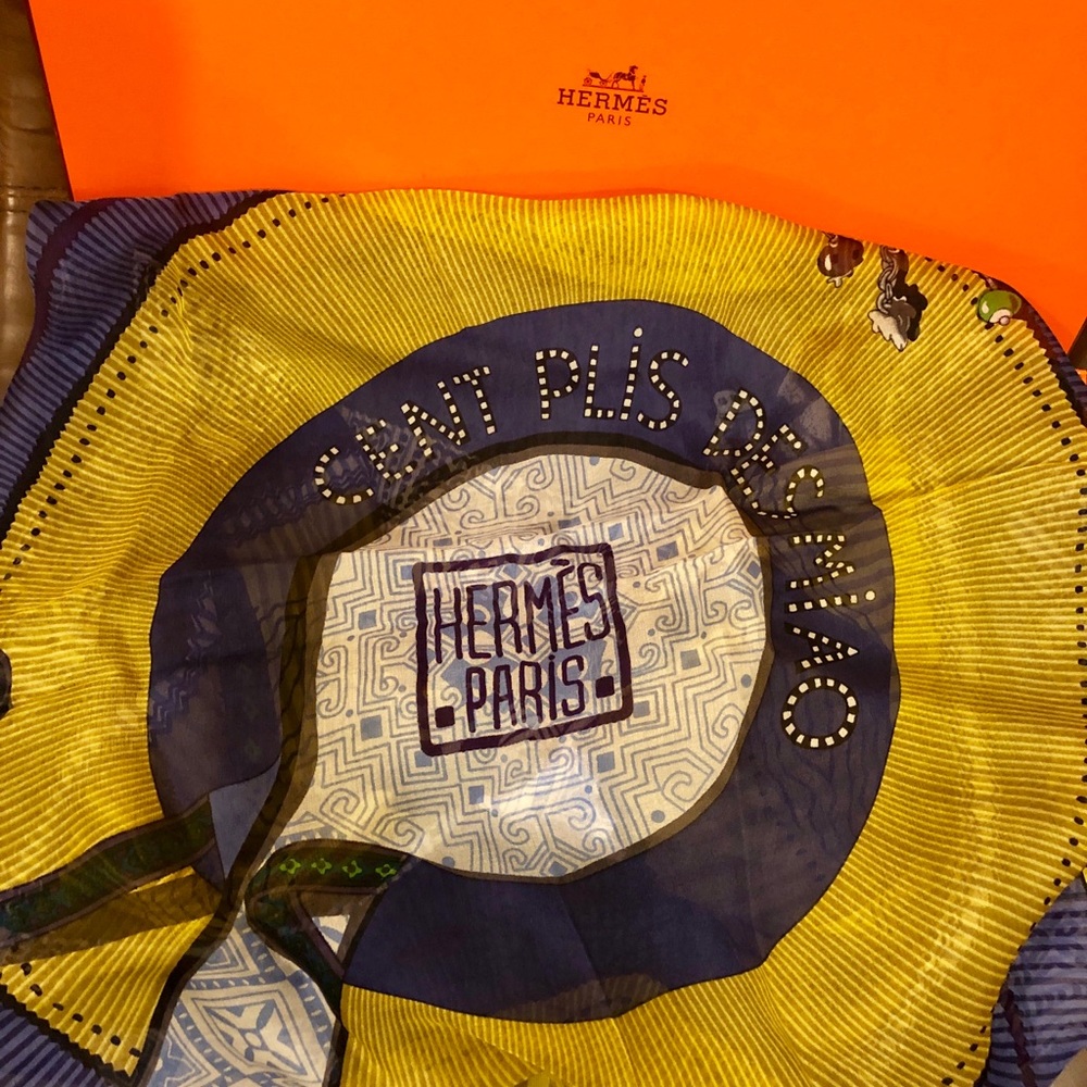 Hermes Scarf - NWT with Box & Ribbon